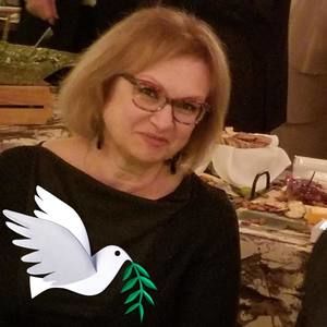 Meet your Posher, Larisa